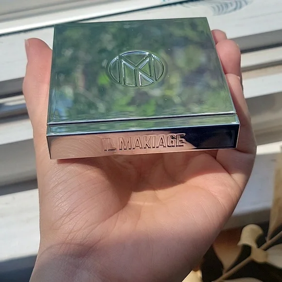 Il Makiage 4 shade eyeshadow pallete - Picture 4 of 5